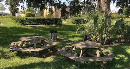 Days Inn by Wyndham Brooksville/Dade City
