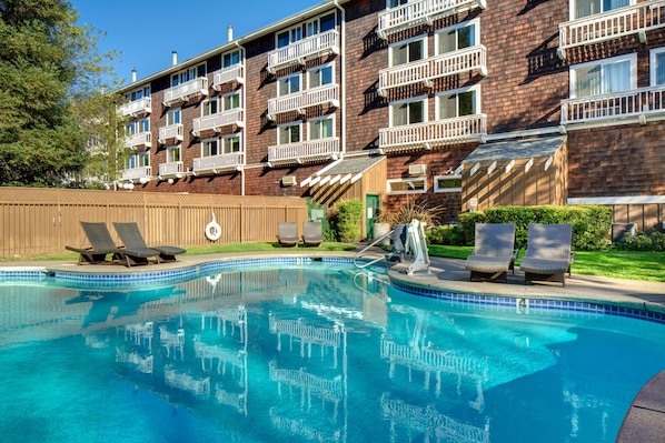 Seasonal outdoor pool