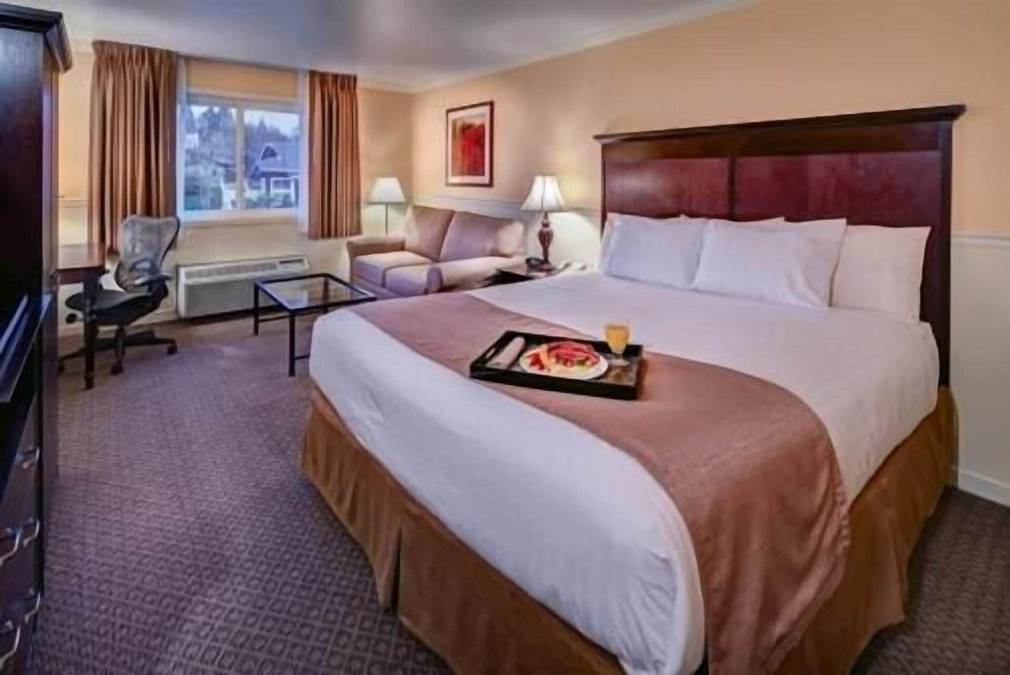 Foto - Lake Natoma Inn