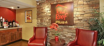 Red Roof Inn PLUS+ Atlanta - Buckhead 