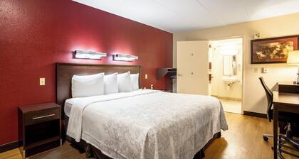 Red Roof Inn PLUS+ Atlanta - Buckhead