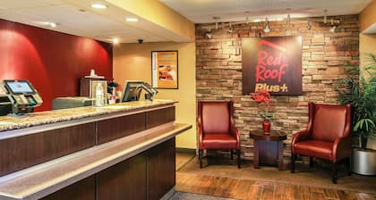 Red Roof Inn PLUS+ Atlanta - Buckhead