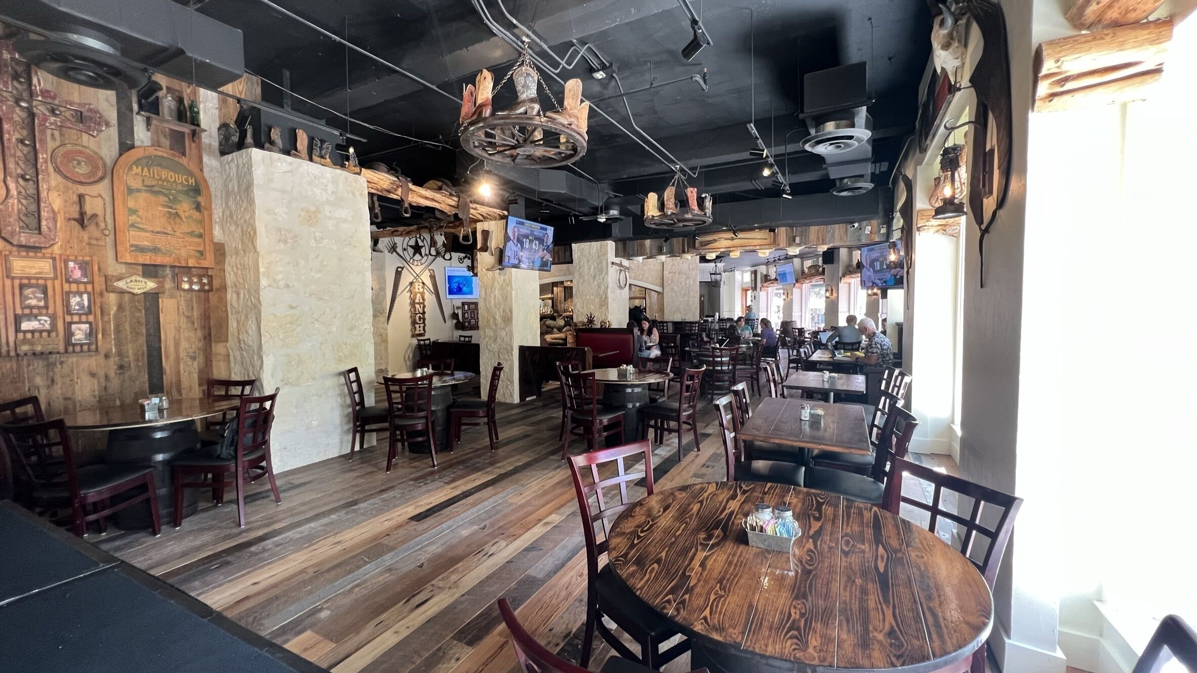 Foto - The Crockett Hotel