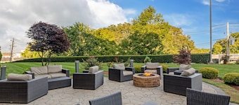 Best Western Plus North Shore Hotel
