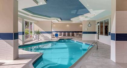 Best Western Plus North Shore Hotel