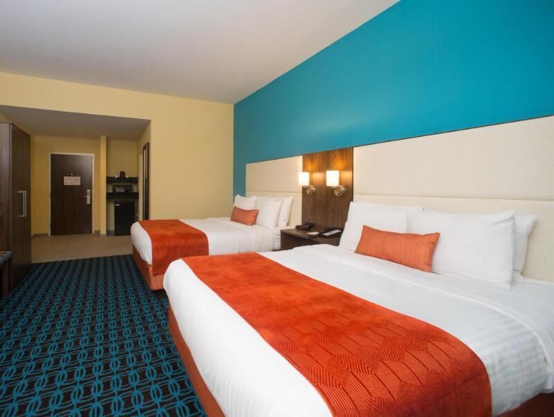 In-room safe, desk, laptop workspace, iron/ironing board
