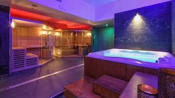 Couples treatment rooms, sauna, hot tub, Turkish bath, massages