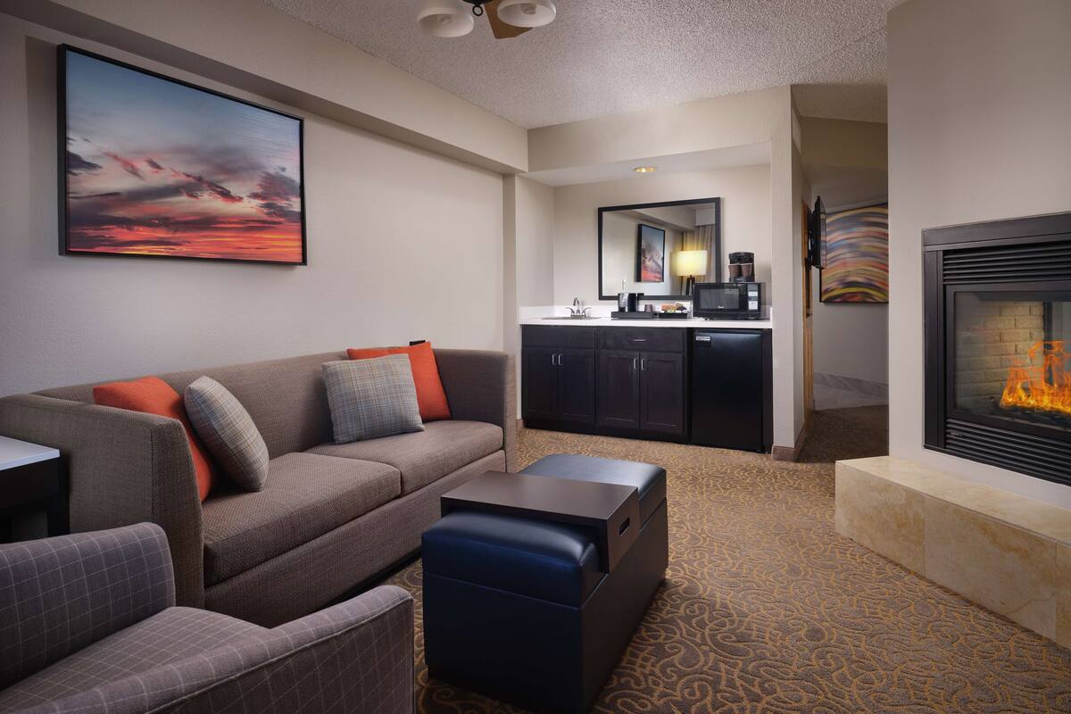 tv, ipod dock, pay films