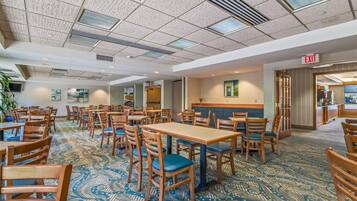 Desayuno buffet incluido todos los días