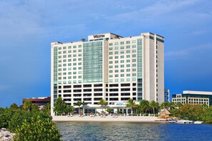 Exterior - The Westin Tampa Bay (Tampa)
