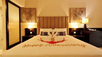 Quarto casal superluxo | Roupas de cama premium, frigobar (abastecido com itens grátis)