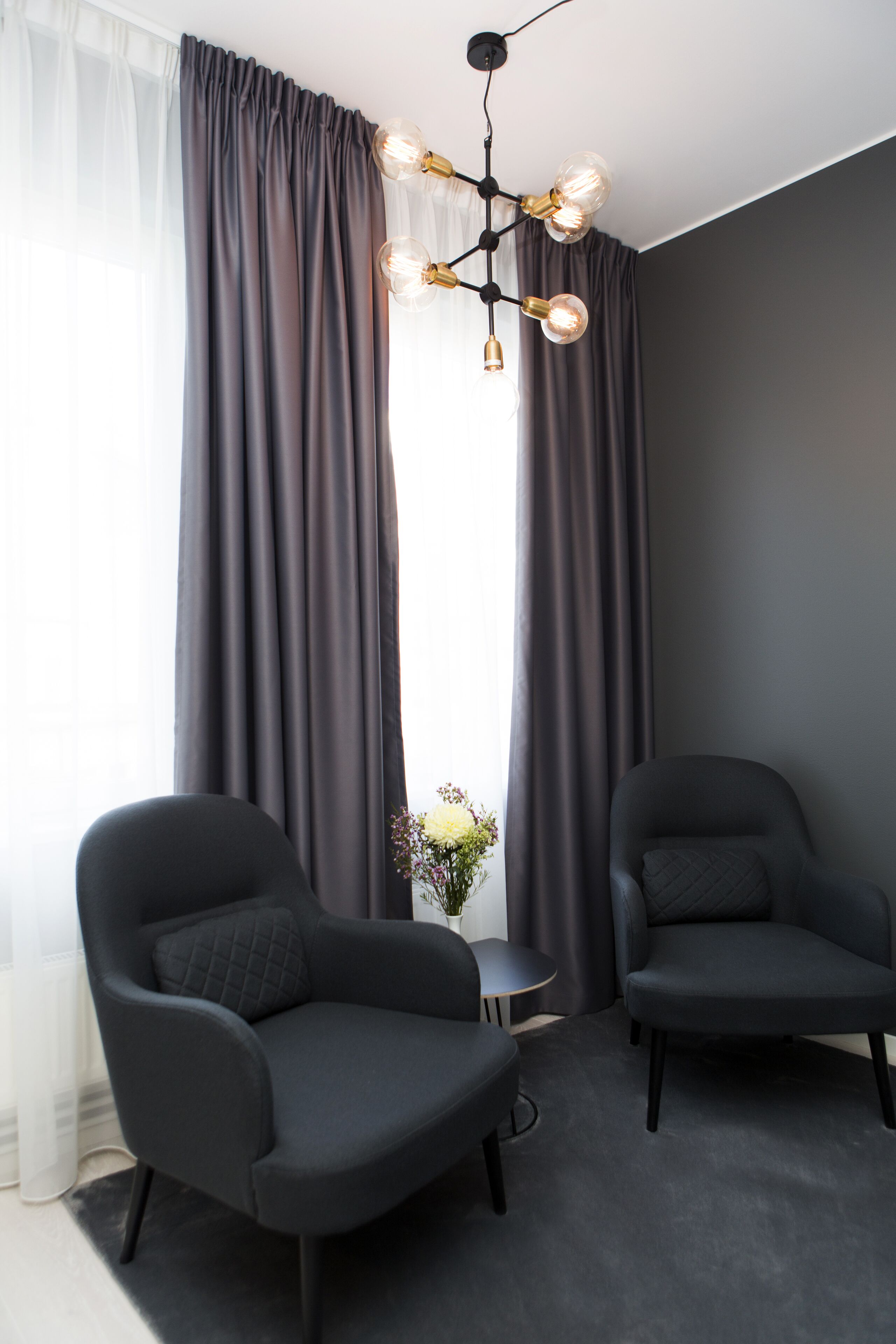 deluxe executive | minibar, in-room safe, desk, laptop workspace