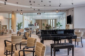 Coffee shop