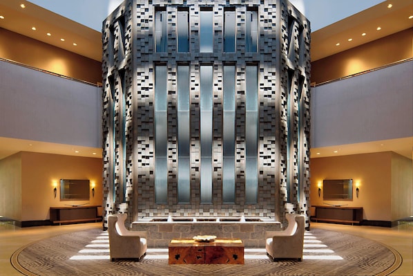 Lobby - Little Rock Marriott (Little Rock)