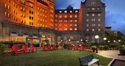 Fairmont Hotel Macdonald