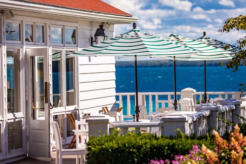 Mission Point Resort