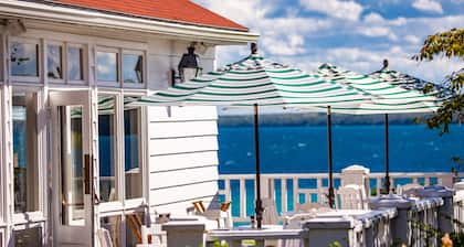 Mission Point Resort