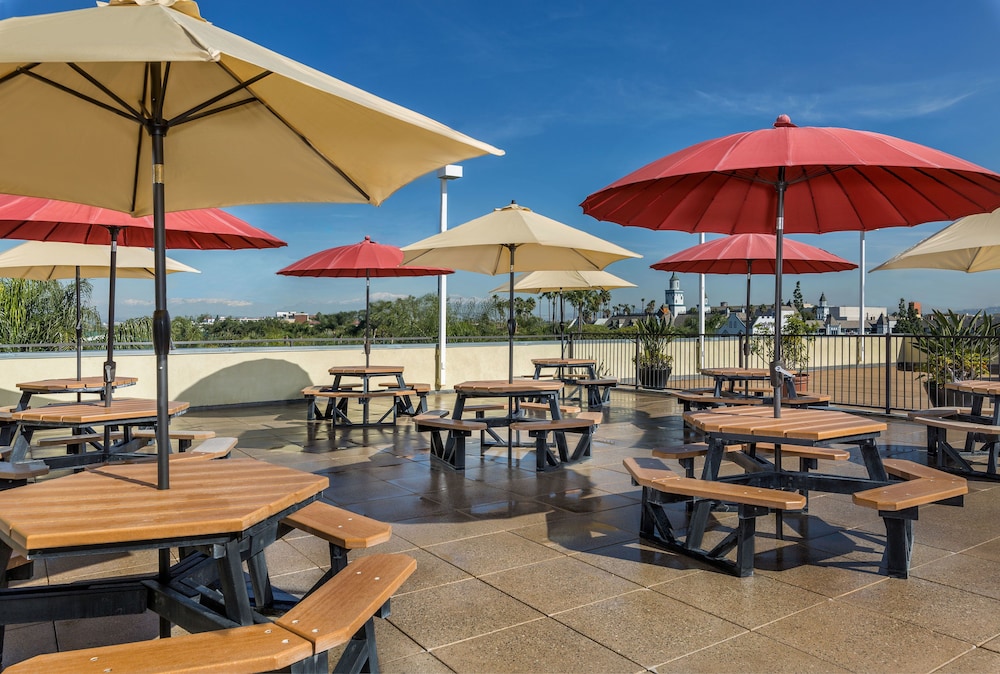 Desert Palms Hotel and Suites by null