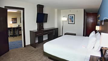 Suite, 1 King Bed | Hypo-allergenic bedding, in-room safe, desk, laptop workspace