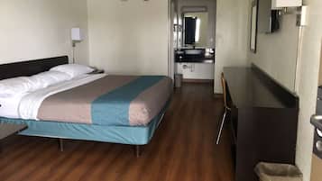 Habitación, 1 cama King size, para no fumadores | Escritorio, camas extra, wifi gratis y ropa de cama
