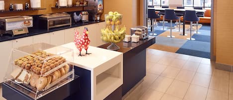 Petit déjeuner buffet compris tous les jours