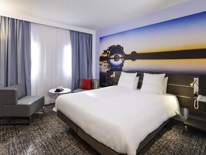 Superior room, 1 double bed or 2 single beds | Premium bedding, minibar, in-room safe, desk