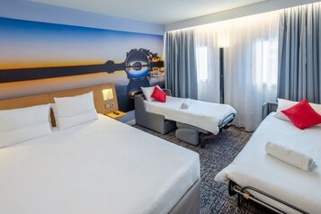 Premium bedding, minibar, in-room safe, desk