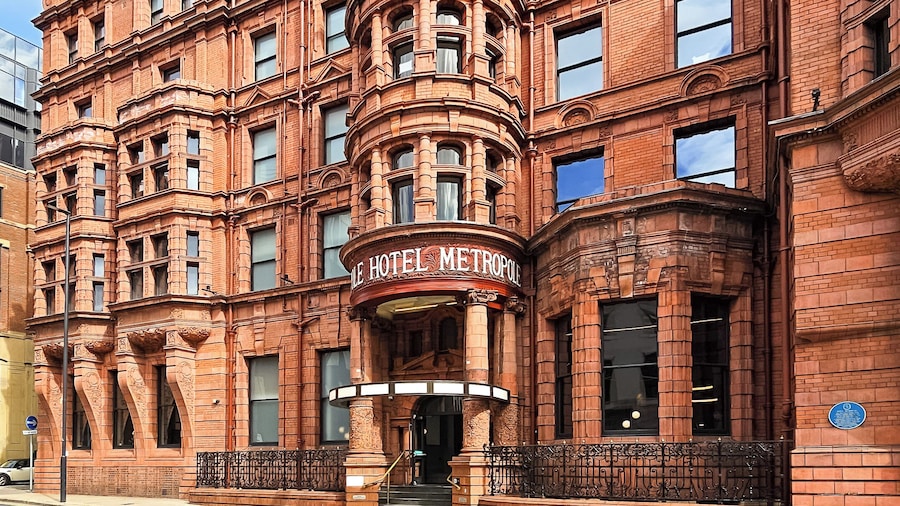 The Met Hotel