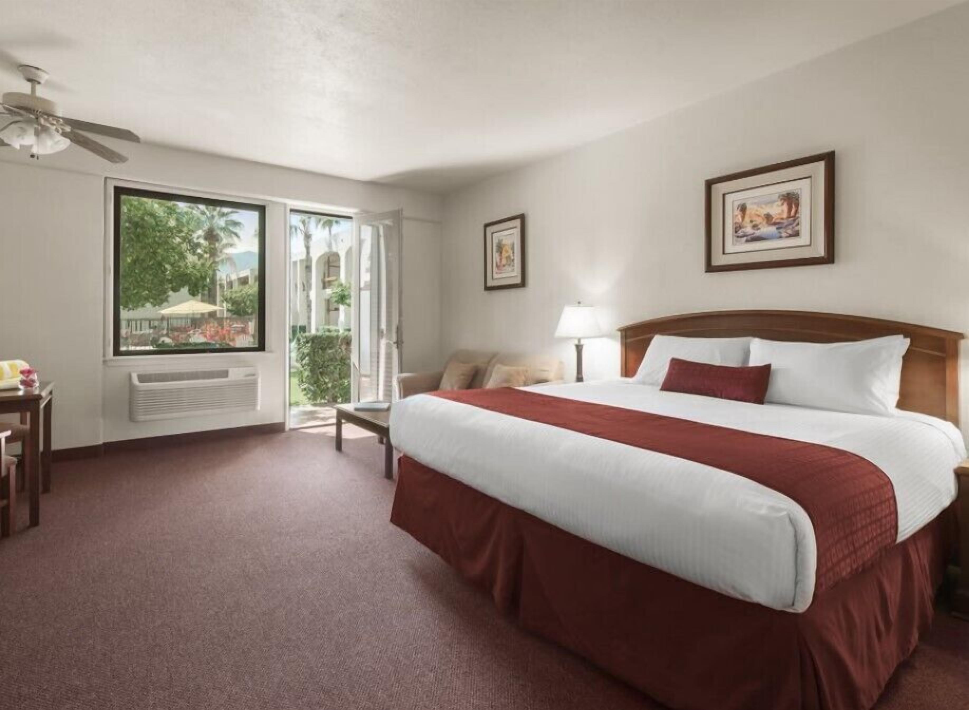Premium bedding, in-room safe, iron/ironing board, cribs (free)