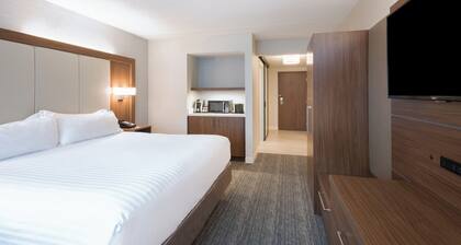 Holiday Inn Express Boston - Waltham by IHG