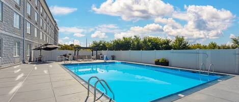 Seasonal outdoor pool