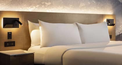 Best Western Plus City Centre/Centre-Ville