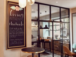 Daily buffet breakfast (CHF 30 per person)