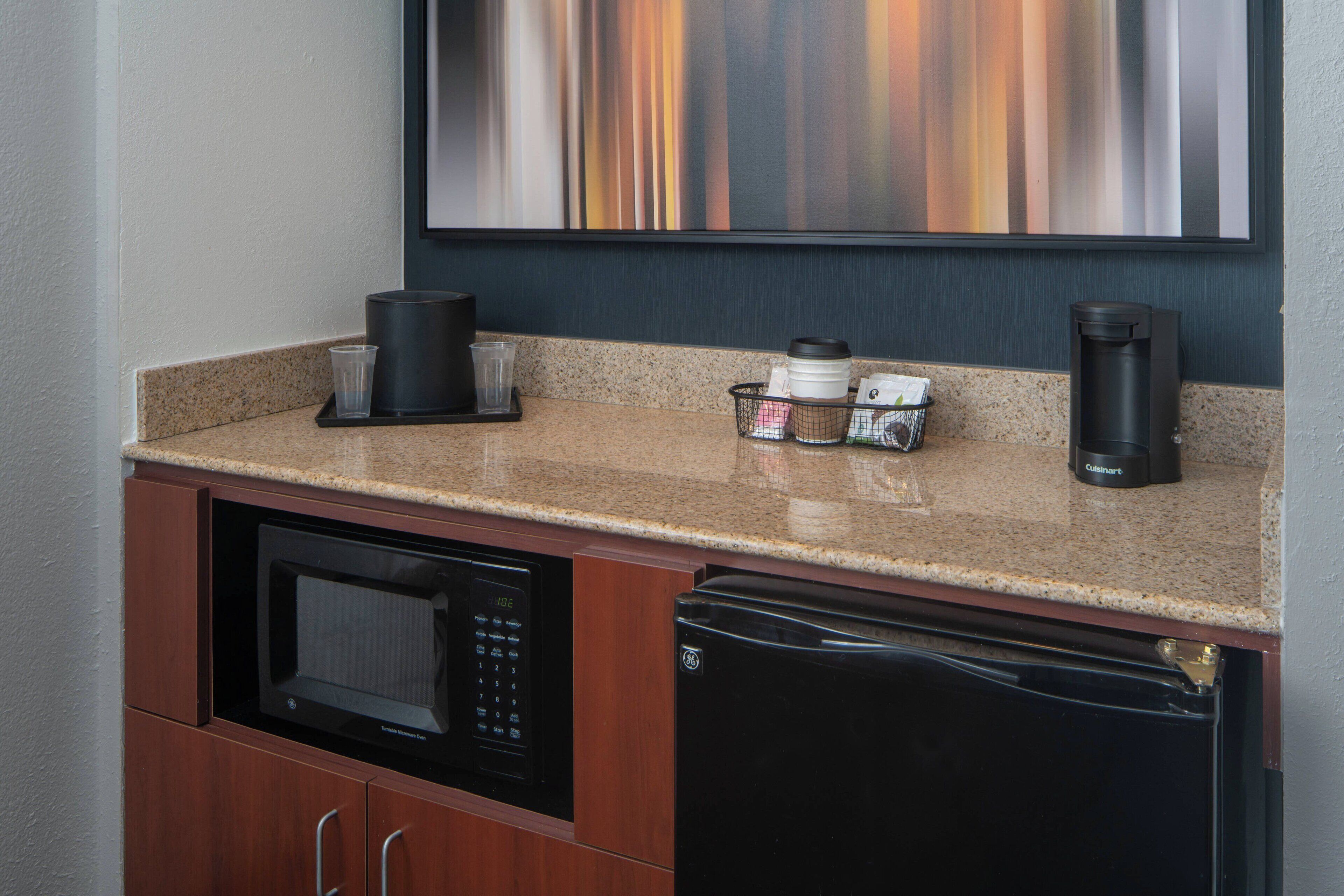 hypo-allergenic bedding, in-room safe, laptop workspace