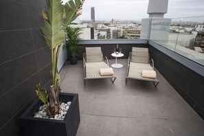 Deluxe Double Room | Premium bedding, down comforters, pillowtop beds, minibar
