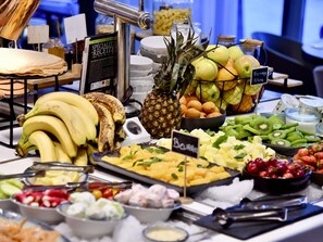 Frokostbuffé hver dag (EUR 20.5 per person)
