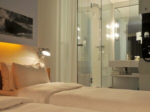 Klassieke Twin kamer, 2 eenpersoonsbedden | Luxe beddengoed, pillowtop-bedden, een kluis op de kamer, een bureau