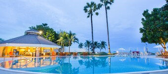 Novotel Rayong Rim Pae Resort