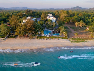 Novotel Rayong Rim Pae Resort