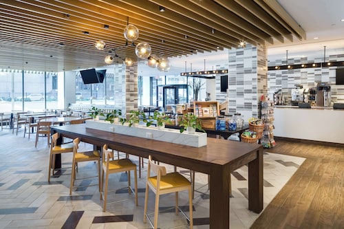 DoubleTree by Hilton Hartford Downtown