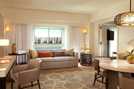 Millennium Hilton New York One UN Plaza - Image 113