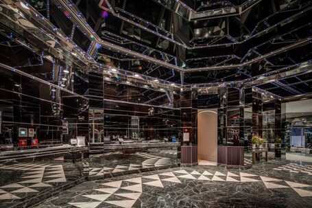 Millennium Hilton New York One UN Plaza - Image 61