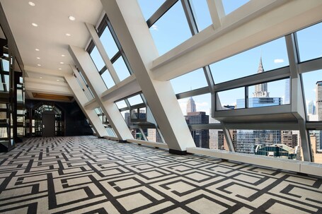 Millennium Hilton New York One UN Plaza - Image 45
