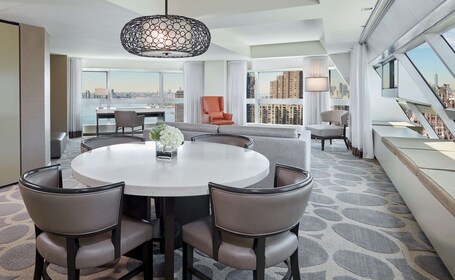Millennium Hilton New York One UN Plaza - Image 67