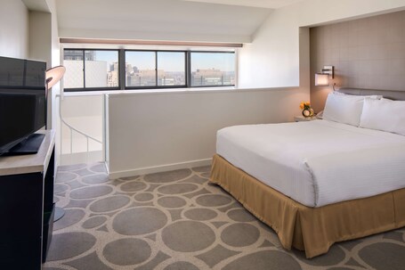 Millennium Hilton New York One UN Plaza - Image 118