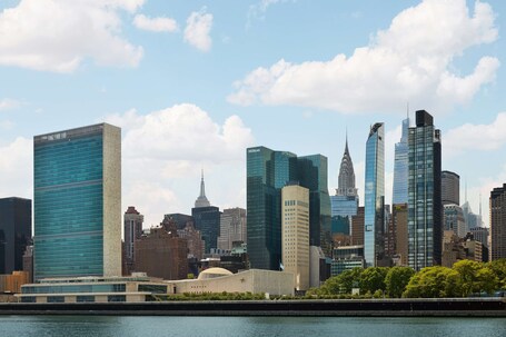 Millennium Hilton New York One UN Plaza - Image 57
