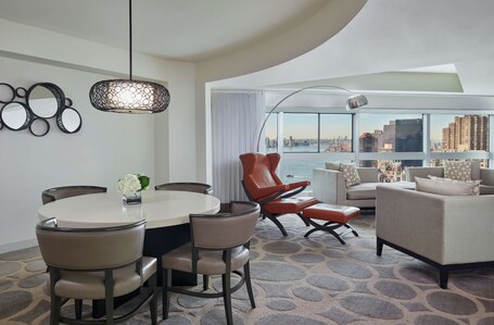 Millennium Hilton New York One UN Plaza - Image 85