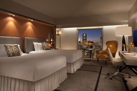 Millennium Hilton New York One UN Plaza - Image 13