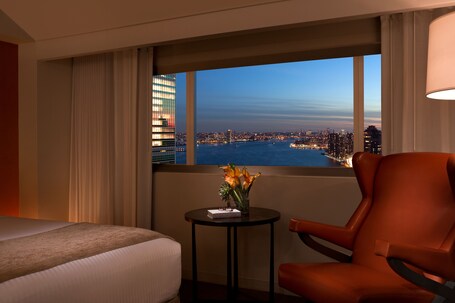 Millennium Hilton New York One UN Plaza - Image 42