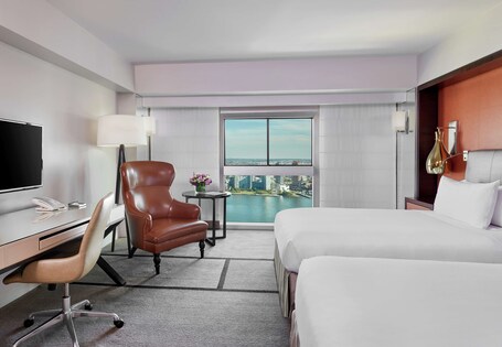 Millennium Hilton New York One UN Plaza - Image 81